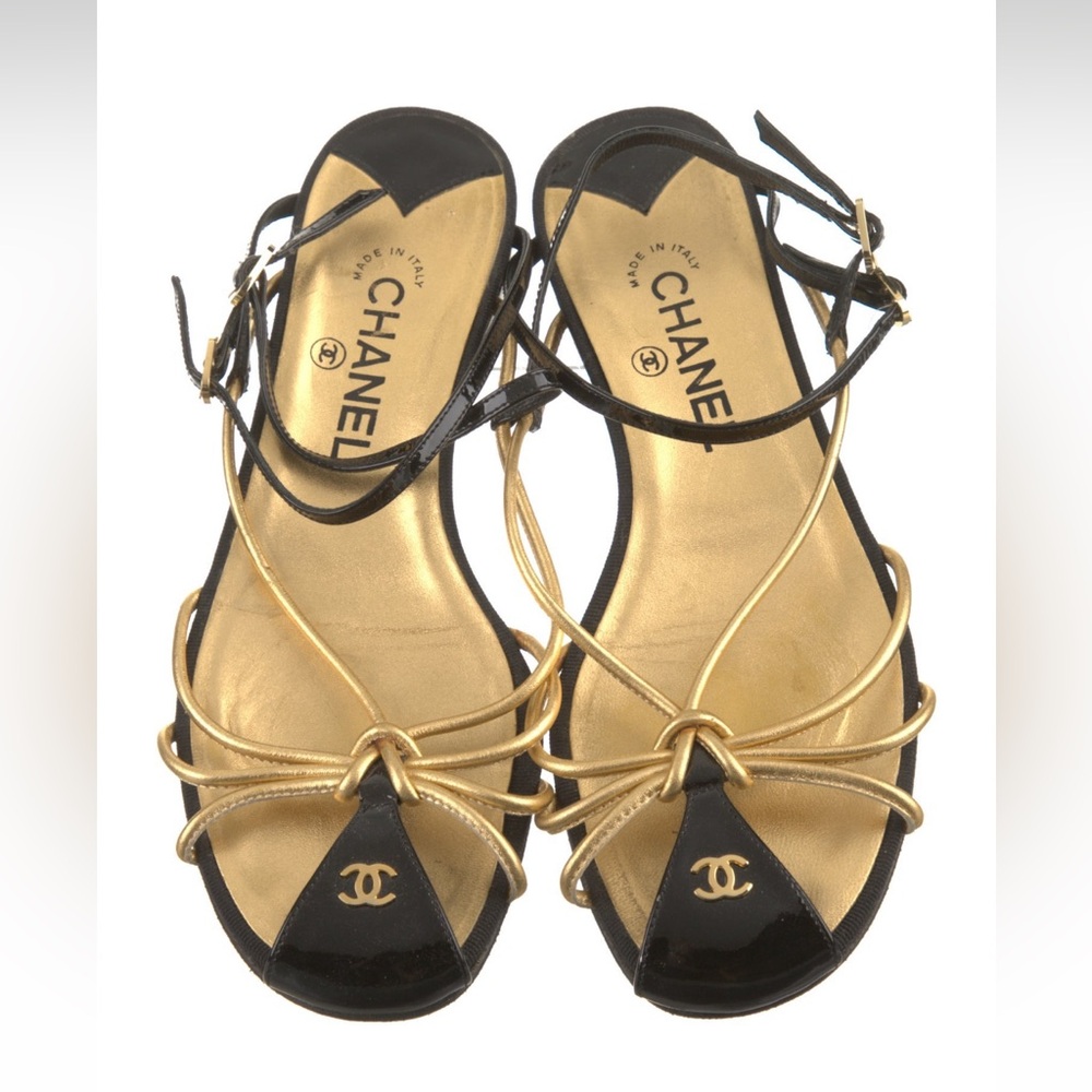 ISO Chanel Women's Black and Gold Strappy Sandals